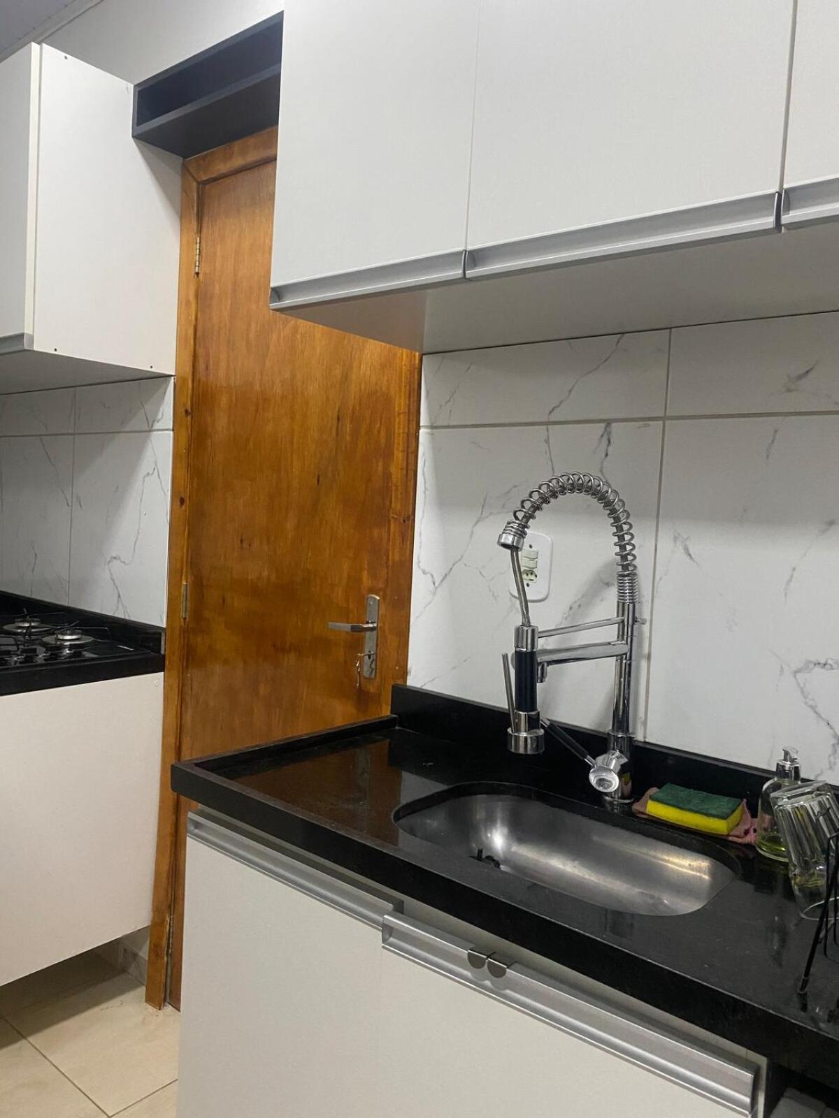 Em Apartment *